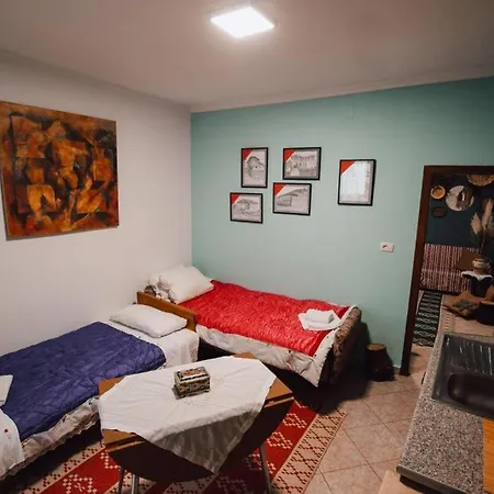 Bb Apartament Gjirokaster Exterior photo