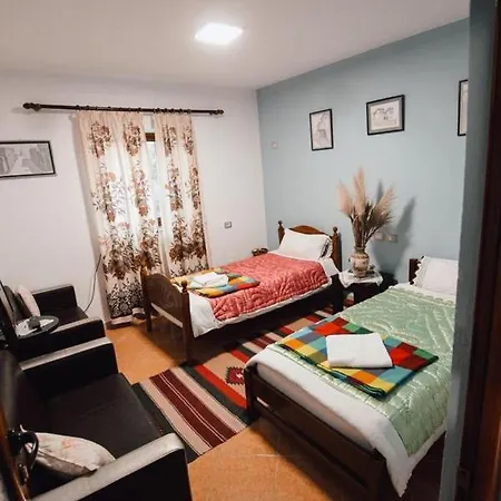 Bb Apartament Gjirokaster Exterior photo
